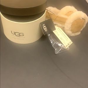 Ugg wired earmuffs New